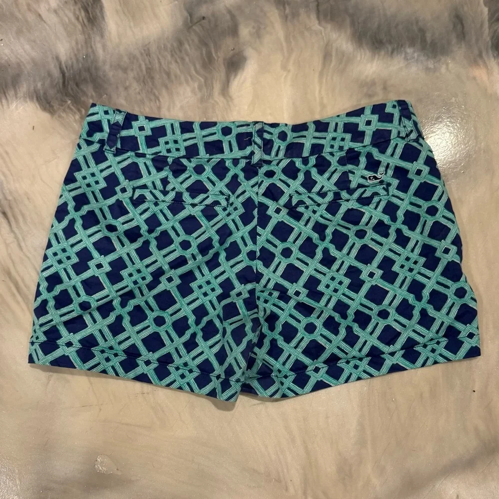 Vineyard Vines Lattice Print Shorts,‎ EUC